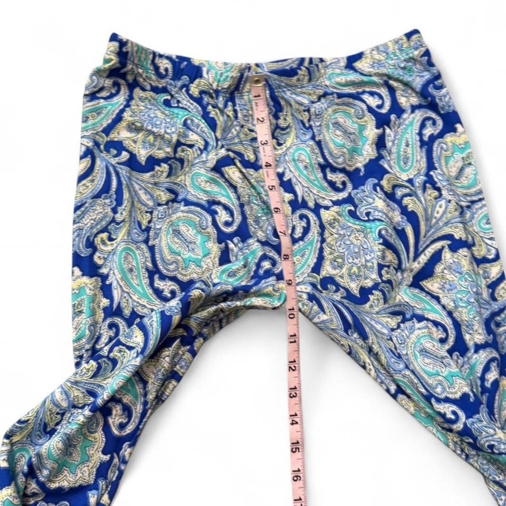 French Laundry Blue & Green Paisley Printed Capri Leggings - Picture 7 of 9